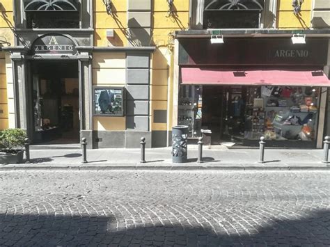 negozio prada campania|Negozio PRADA a NAPOLI in Via Gaetano Filangieri 26.